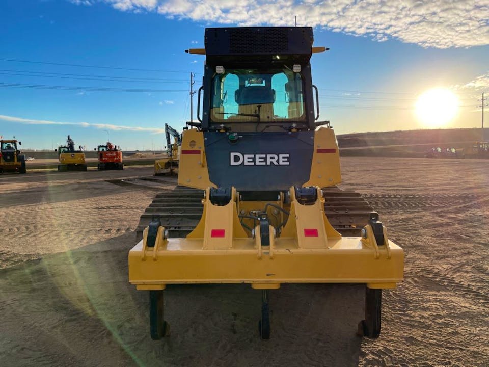 John Deere 750L