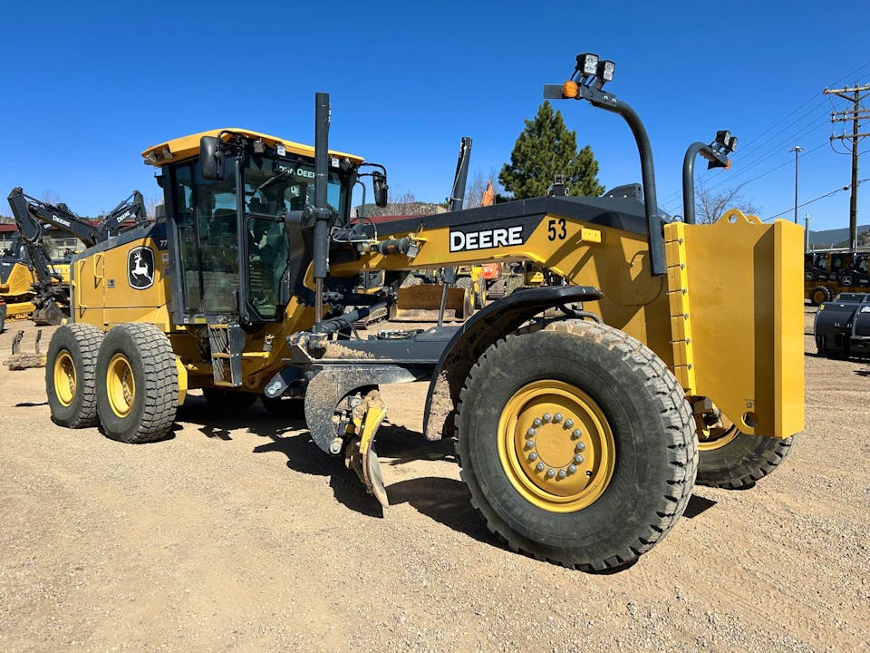 John Deere 772G