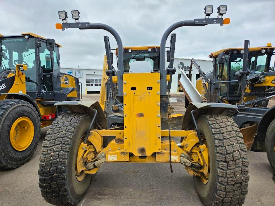 John Deere 772G