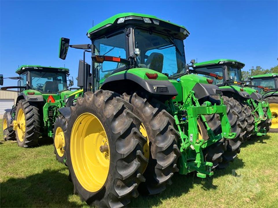 John Deere 7R 210