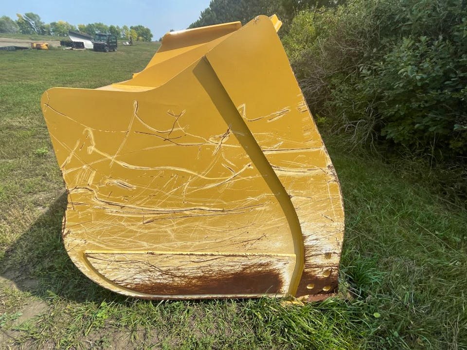 John Deere 824L6.75P