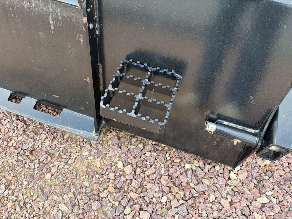 John Deere 84” PICKUP BROOM