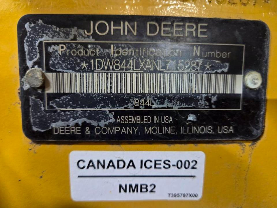 John Deere 844L