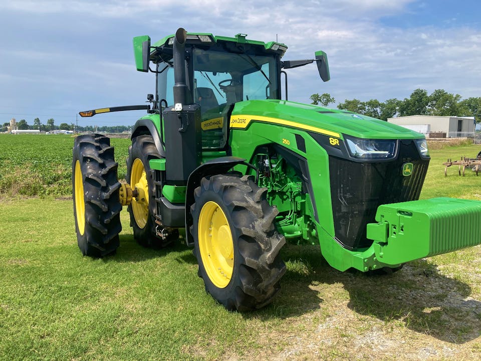 John Deere 8R 250