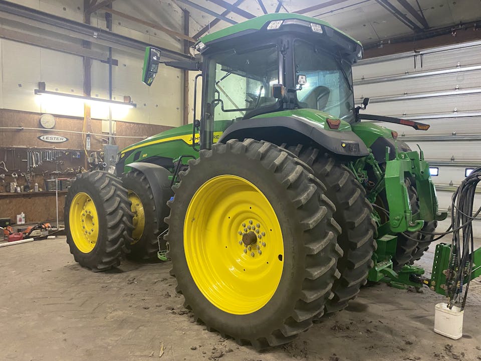 John Deere 8R 310