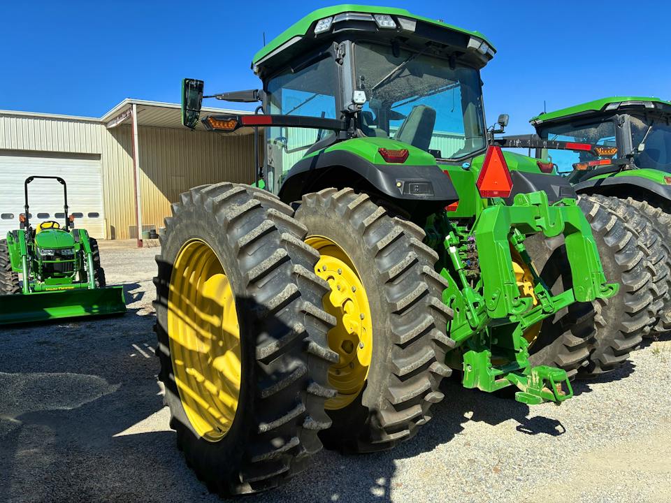 John Deere 8R 310