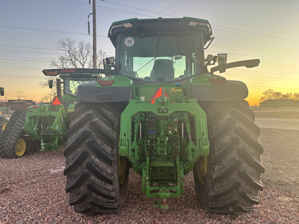 John Deere 8R 410