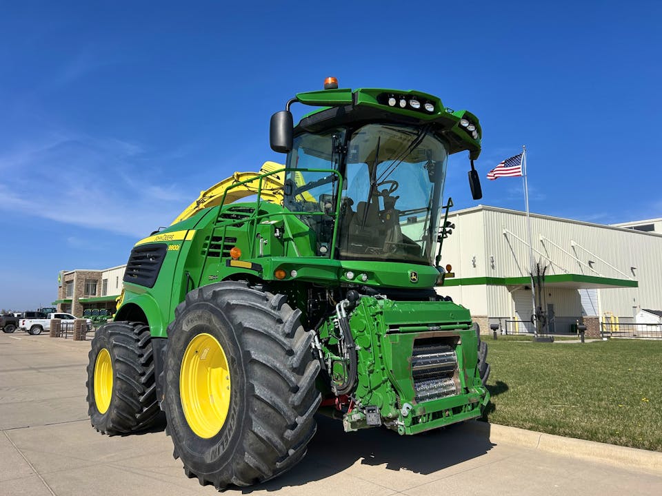 John Deere 9900