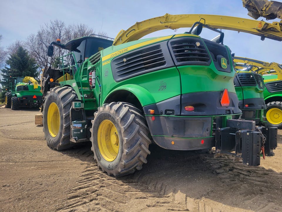 John Deere 9900