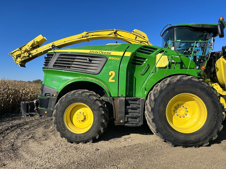 John Deere 9900