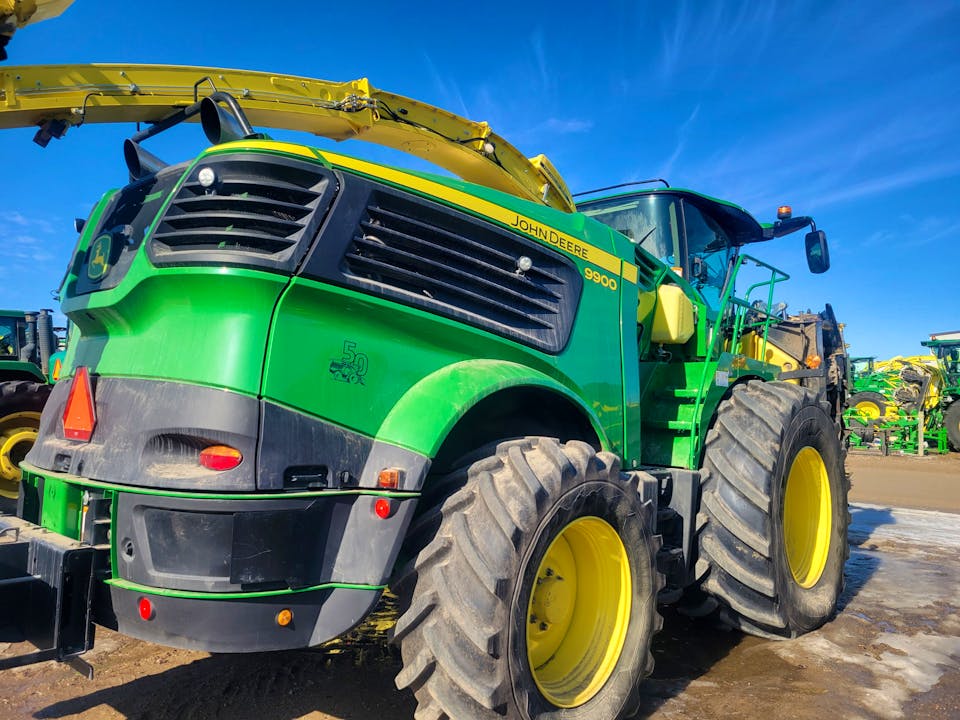 John Deere 9900