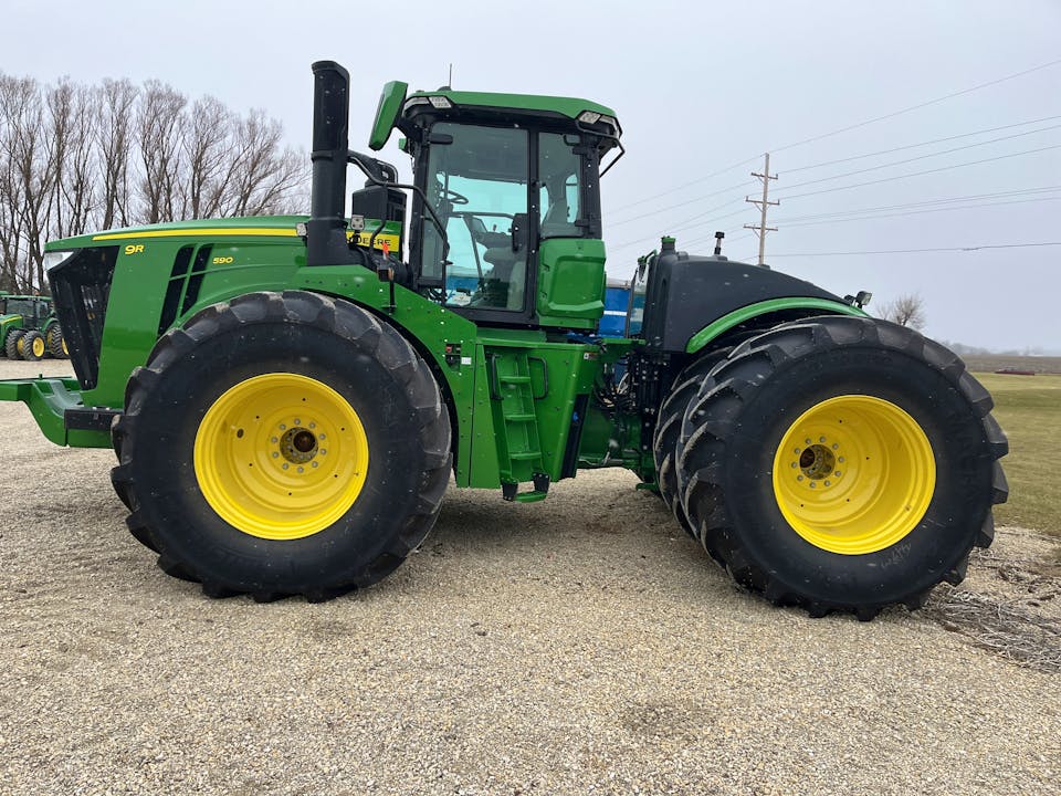 John Deere 9R 590