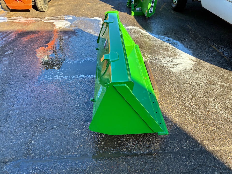 John Deere BW17029 73" BUCKET CUT CARRIER FOR 3 AND 4 SERIES LOADER