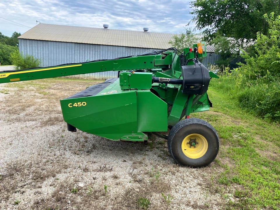 John Deere C450