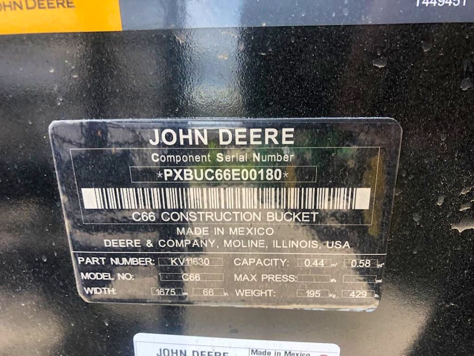 John Deere CE66