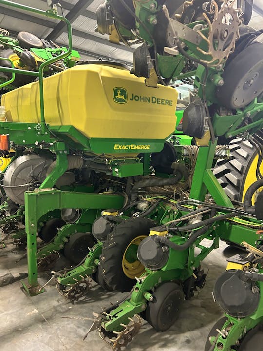 John Deere DR16X