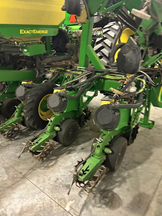 John Deere DR16X