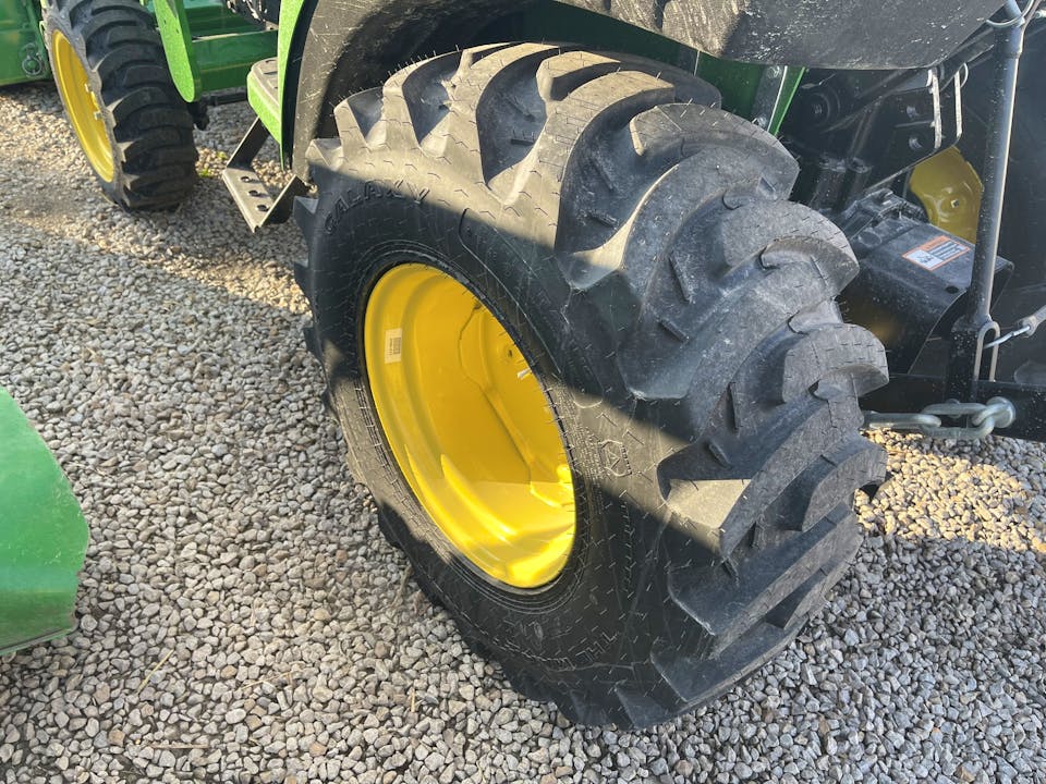 John Deere R4 TIRES
