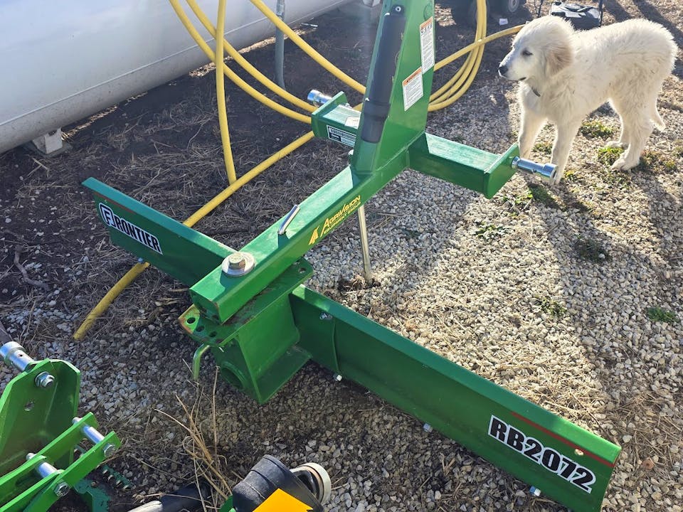 John Deere RB2072