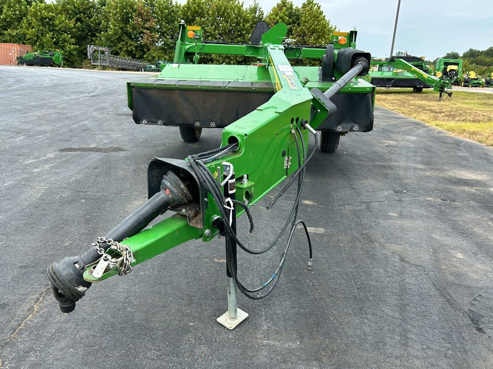 John Deere S300