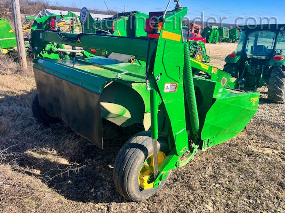 John Deere S300