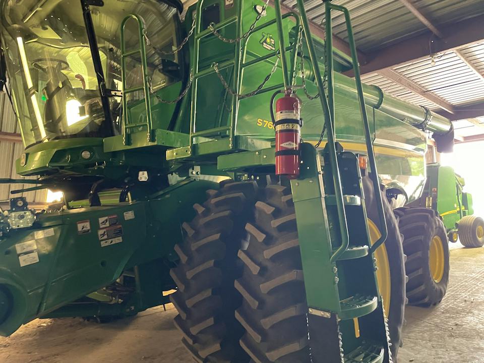 John Deere S760