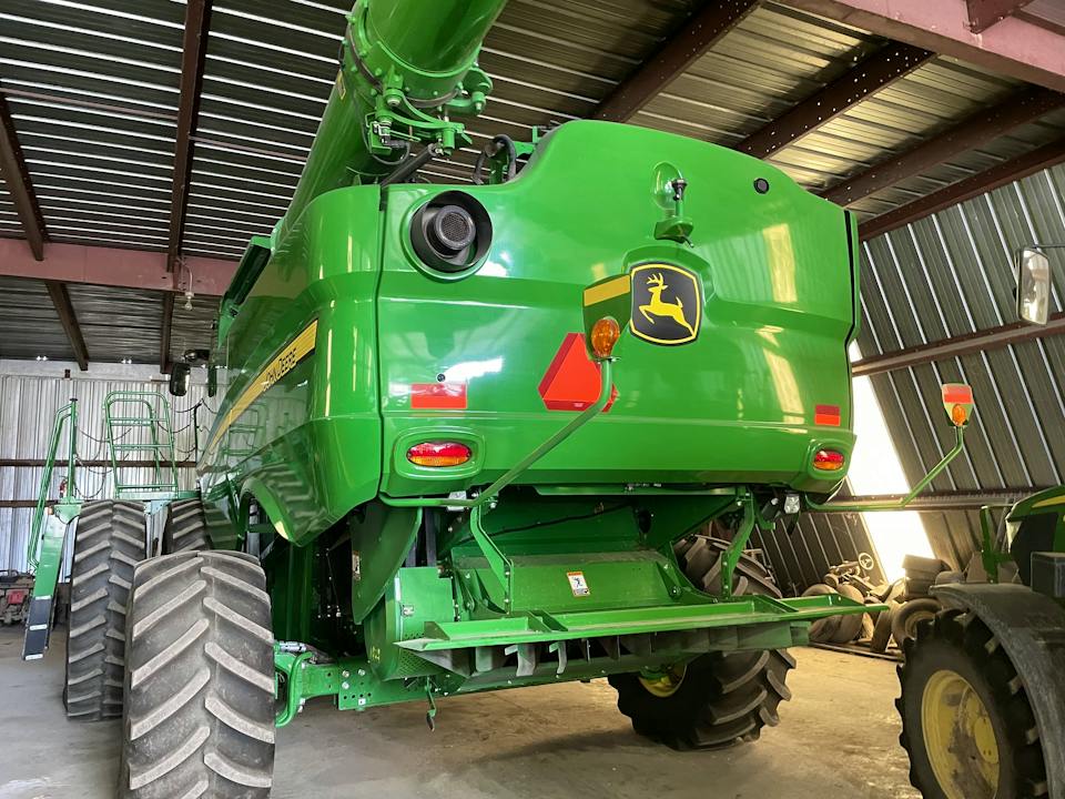 John Deere S760