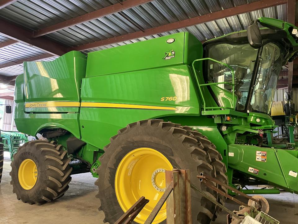 John Deere S760
