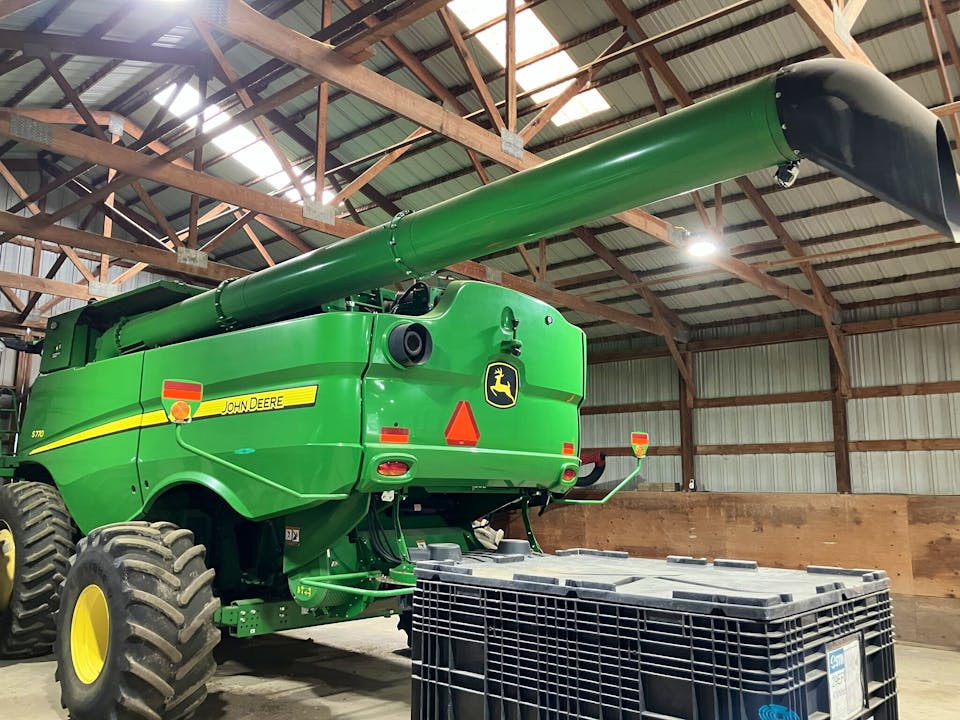 John Deere S770