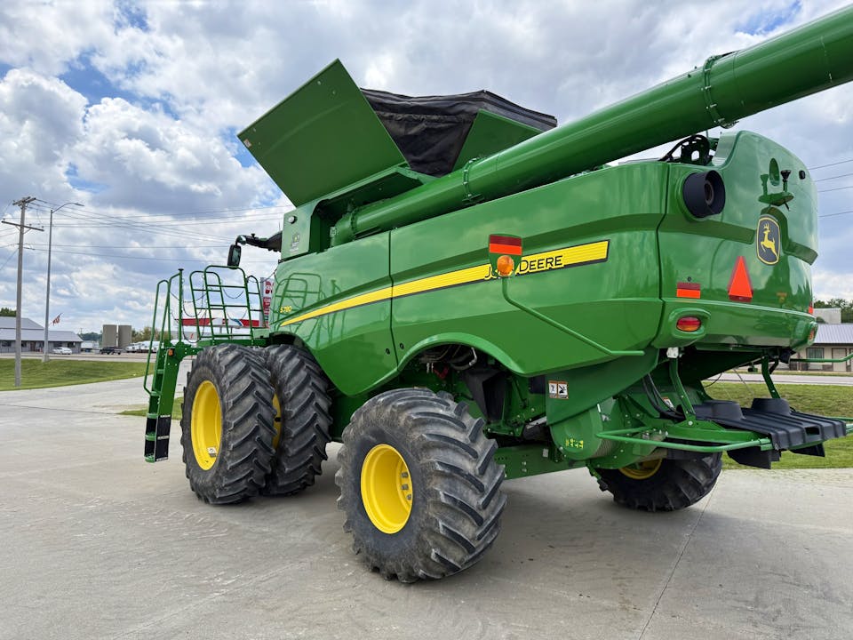 John Deere S780