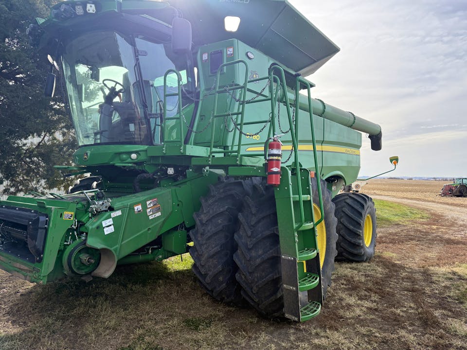 John Deere S780