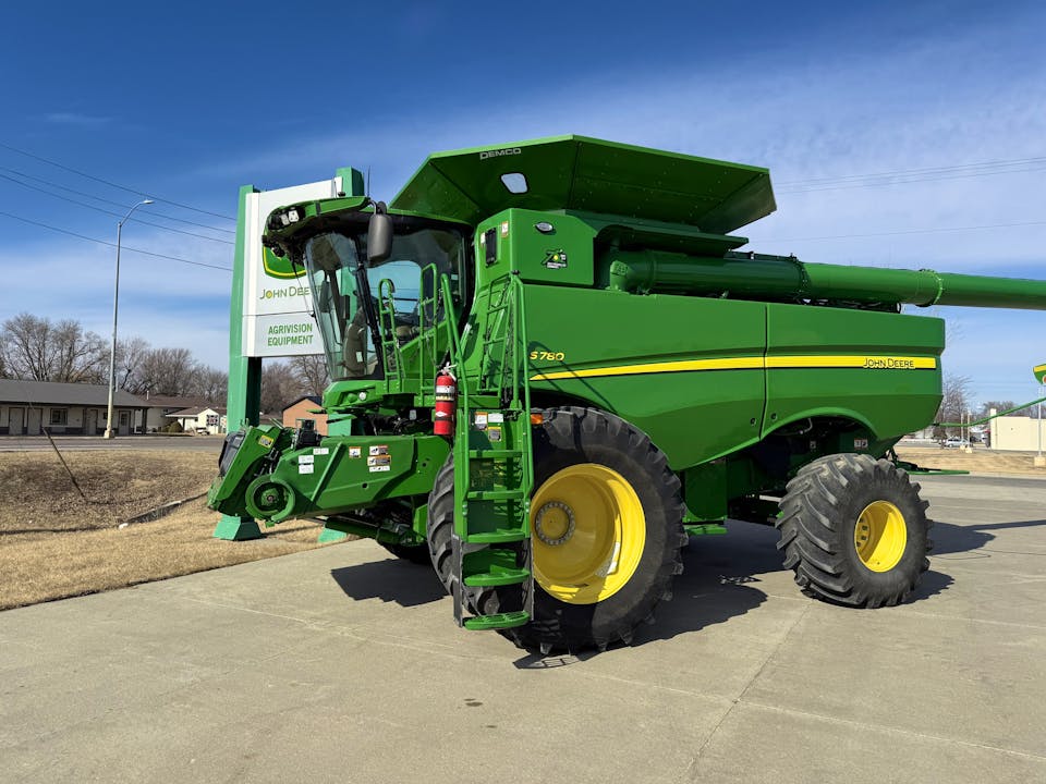 John Deere S780