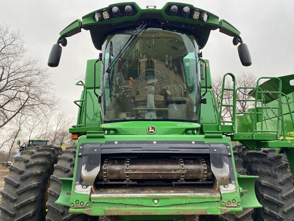 John Deere S780