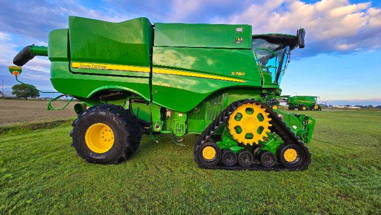 John Deere S780