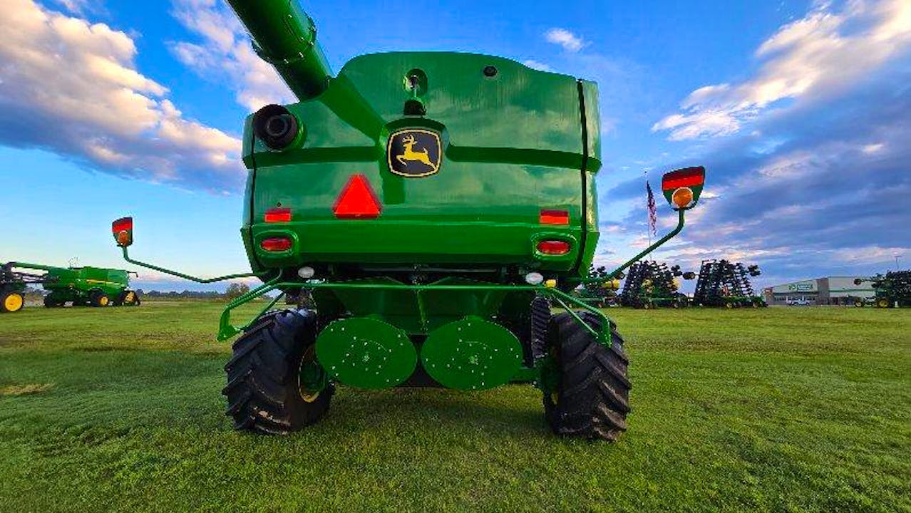 John Deere S780