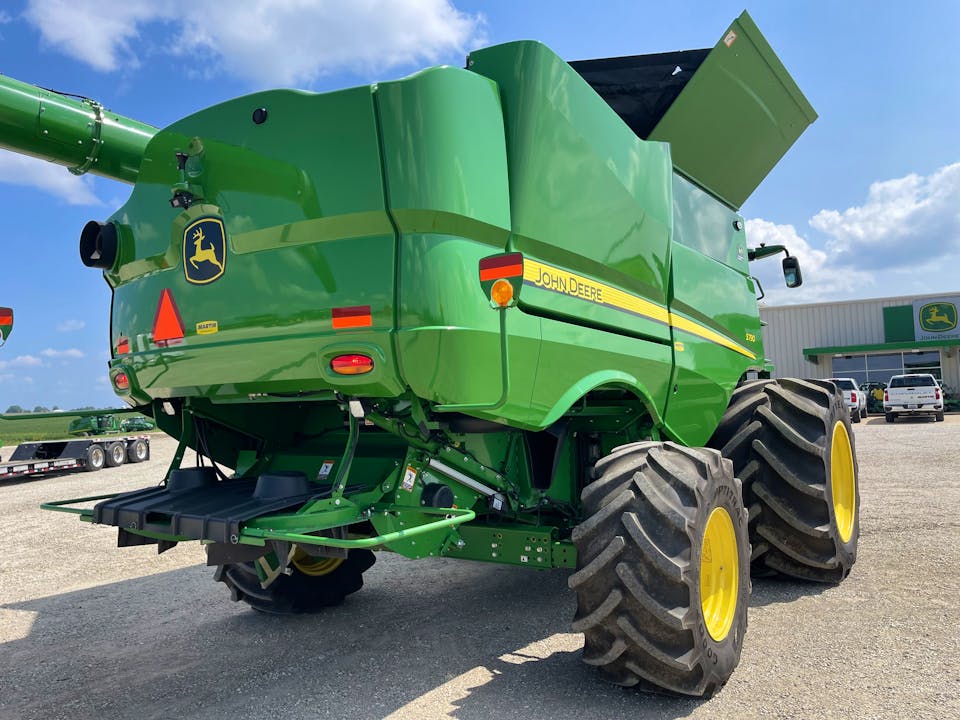John Deere S790