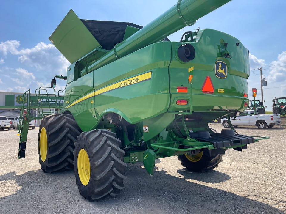 John Deere S790