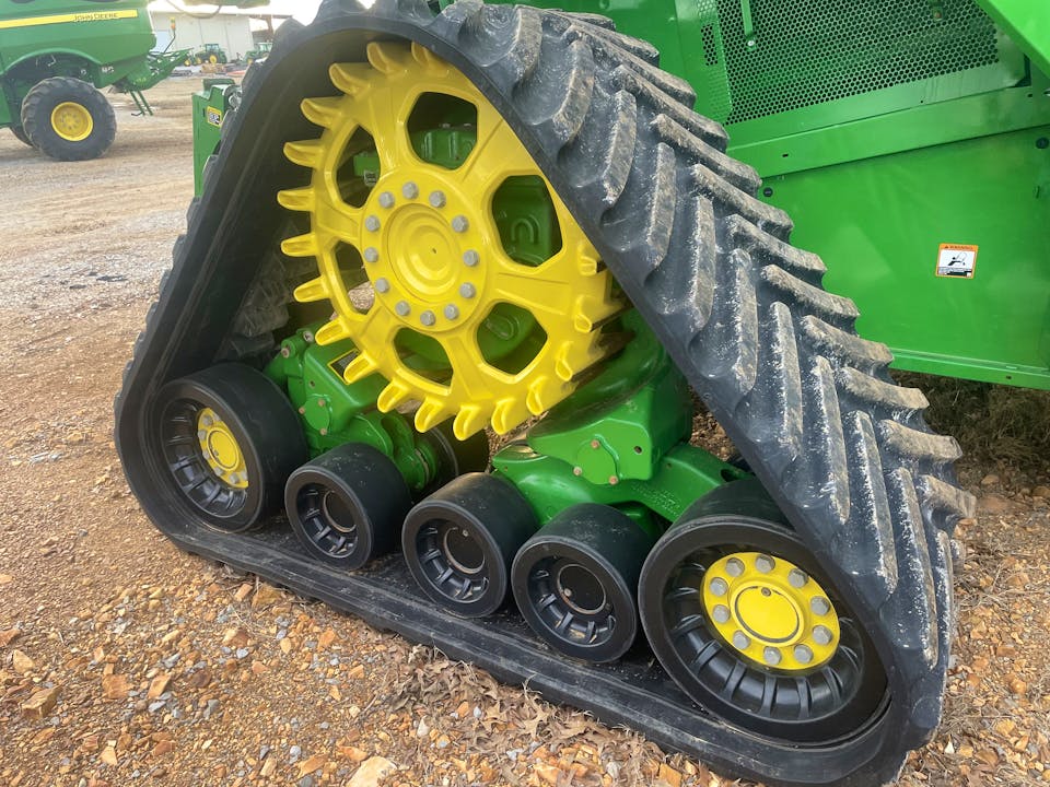 John Deere S790