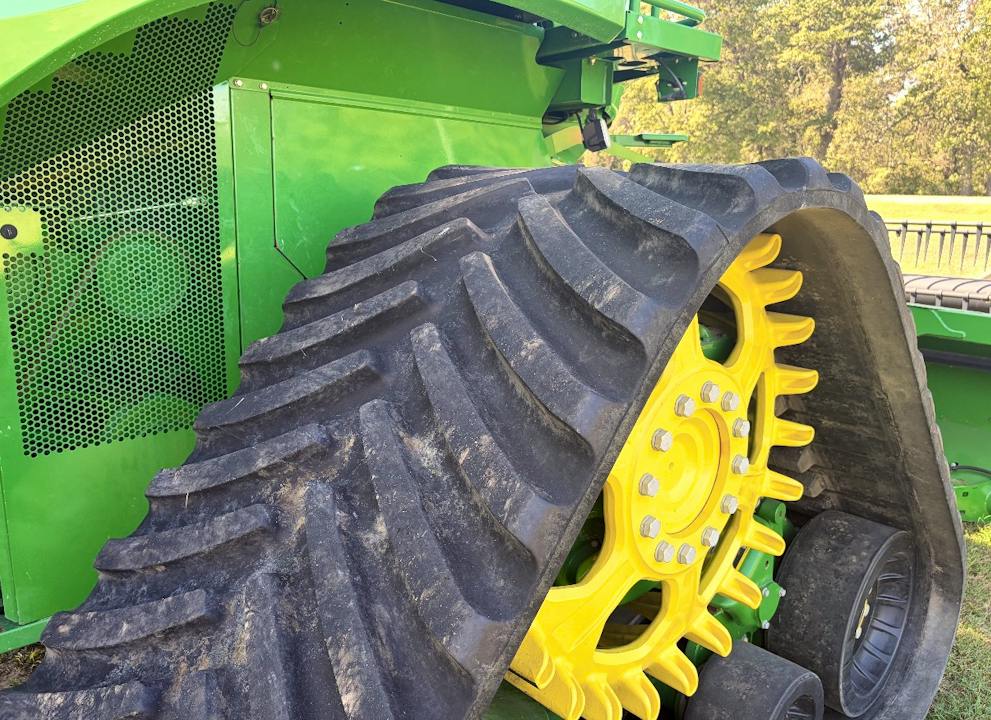 John Deere S790