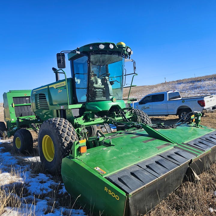 John Deere W235M