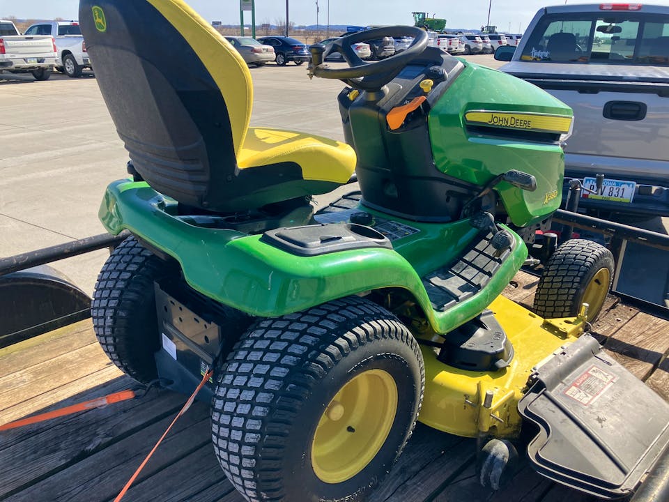 John Deere X380