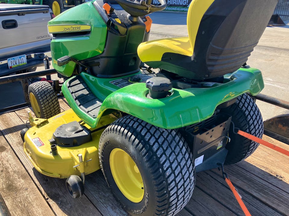 John Deere X380