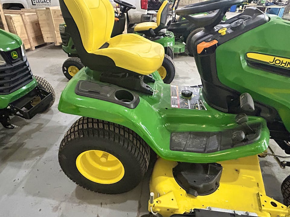 John Deere X390