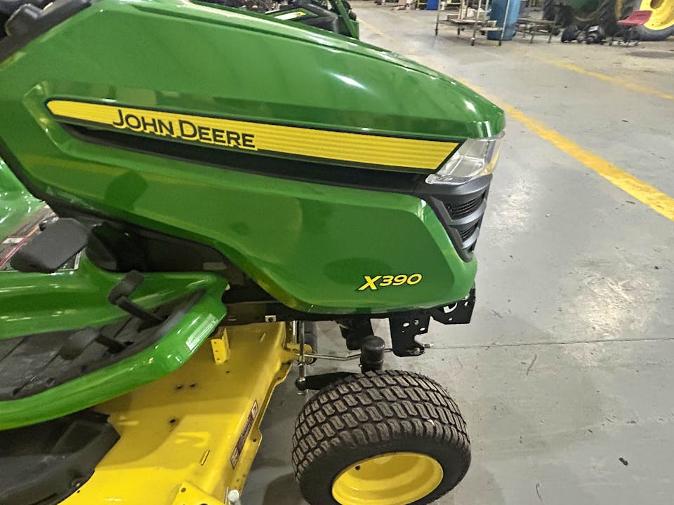John Deere X390