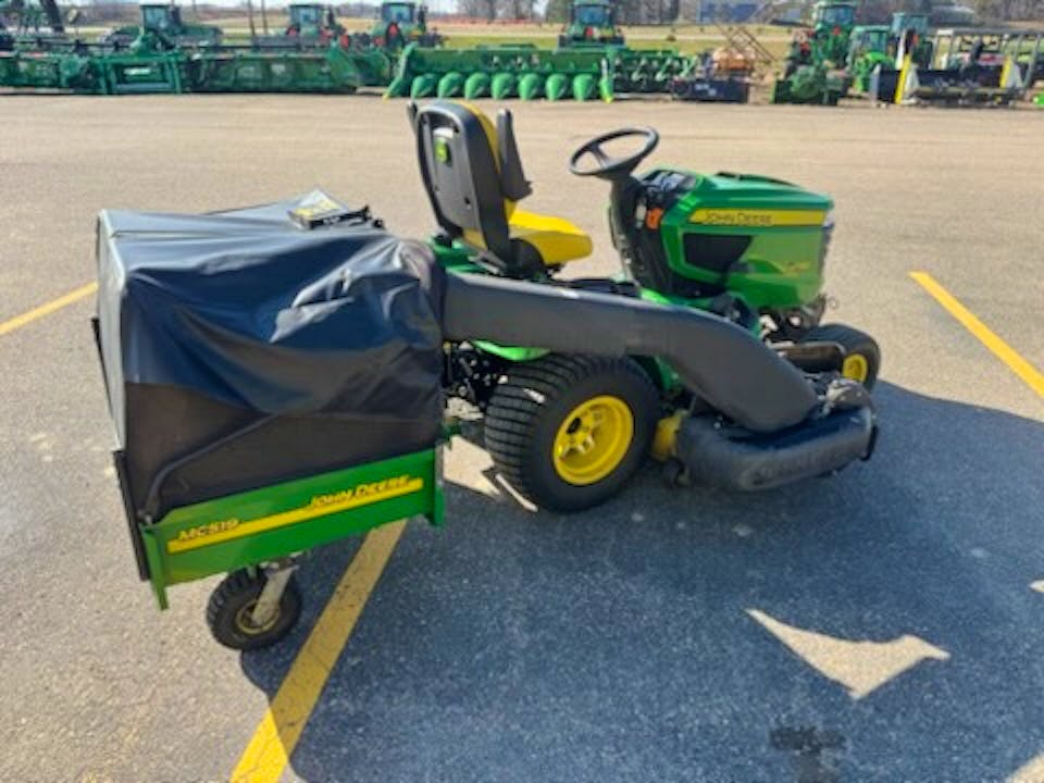 John Deere X730