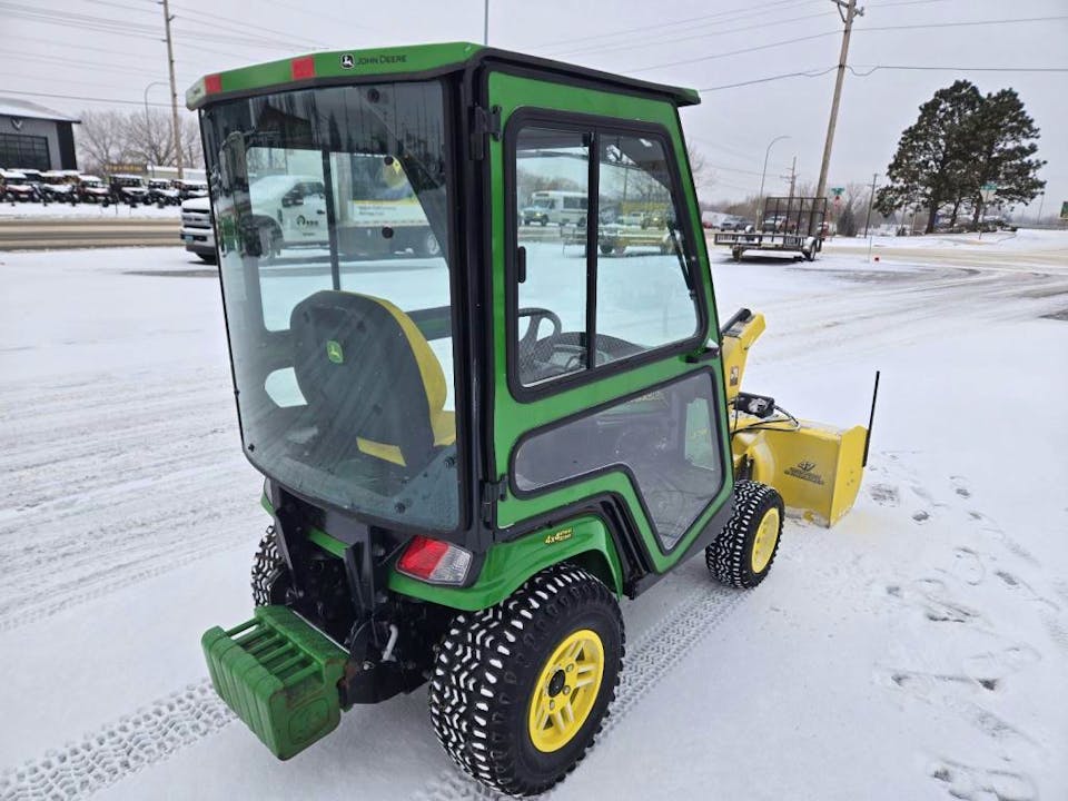John Deere X739