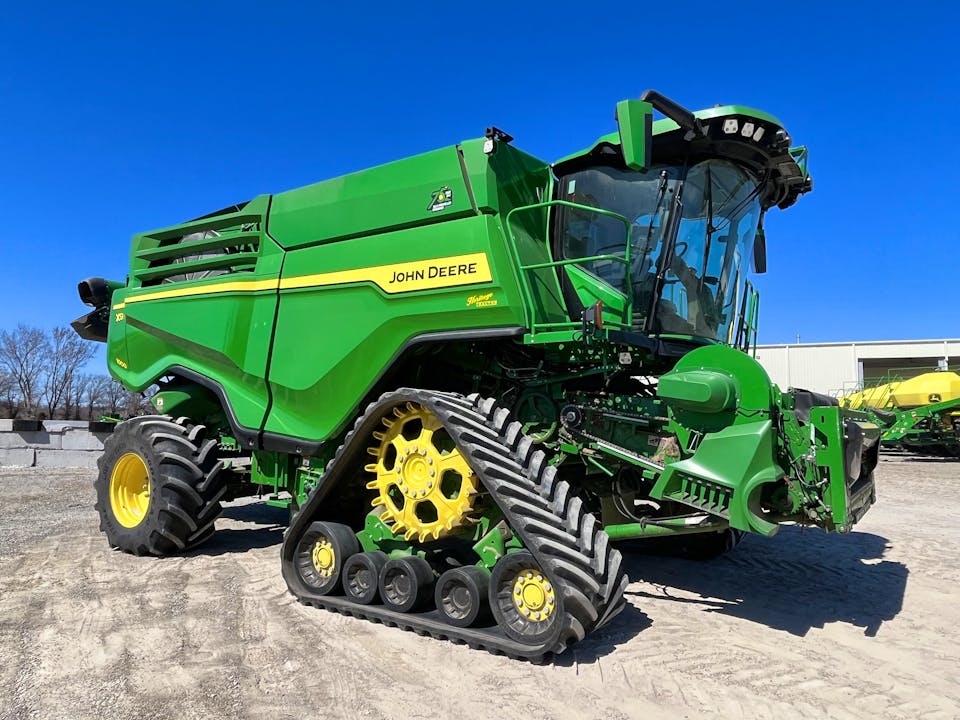 John Deere X9 1000