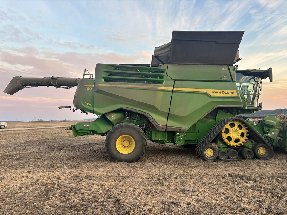 John Deere X9 1000