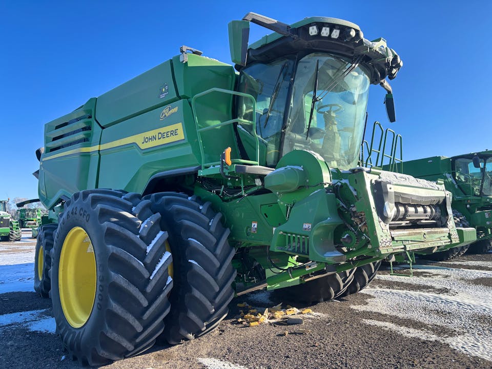 John Deere X9 1000