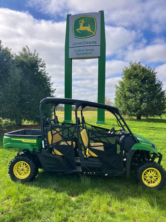 John Deere XUV590M S4